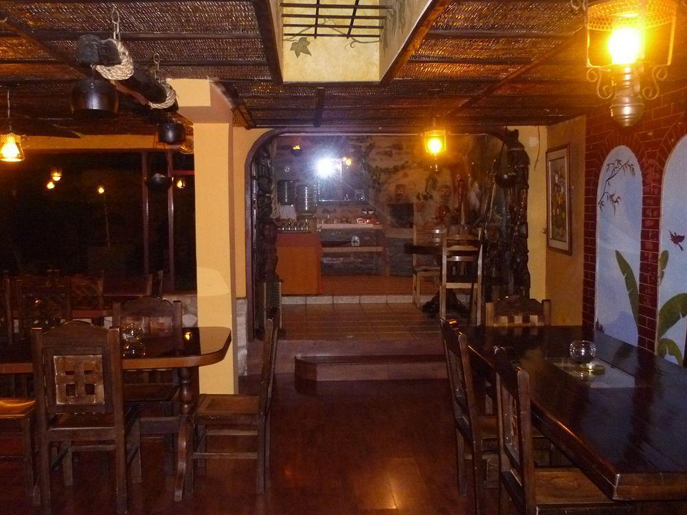 Hotel Nass Sol De Quito Dış mekan fotoğraf