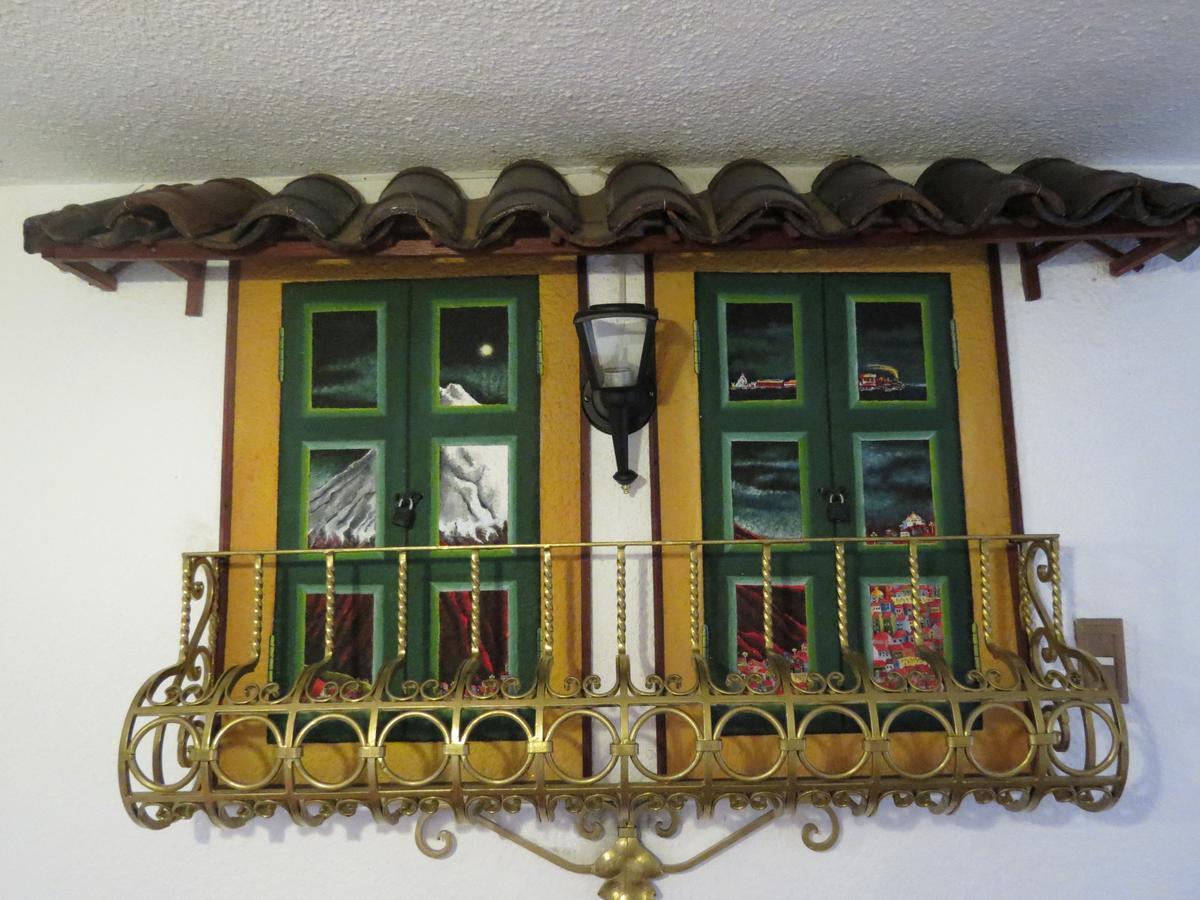 Hotel Nass Sol De Quito Dış mekan fotoğraf