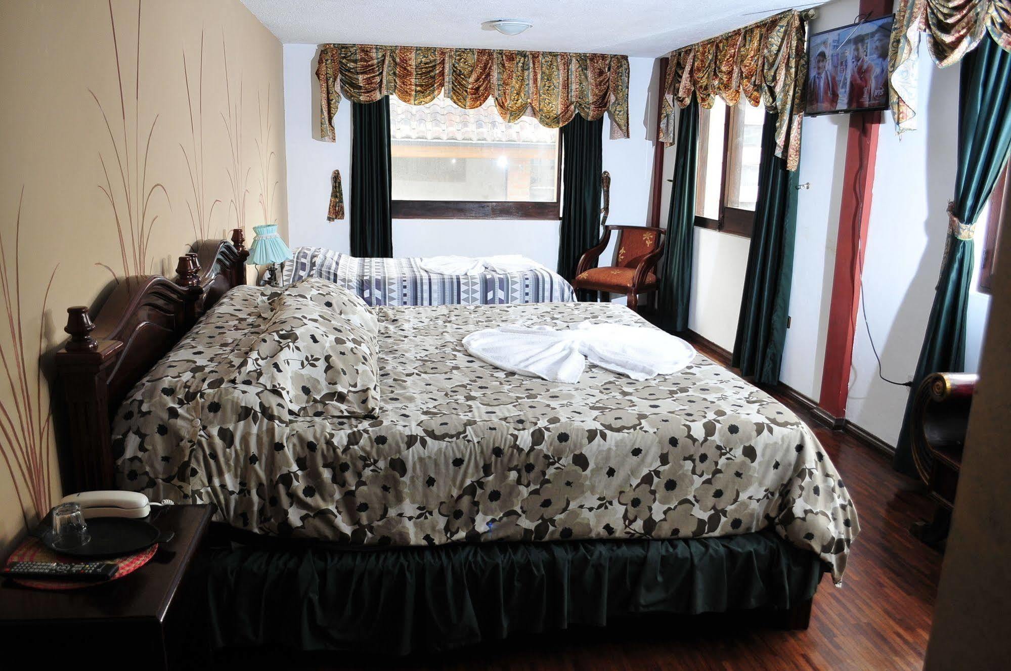 Hotel Nass Sol De Quito Dış mekan fotoğraf