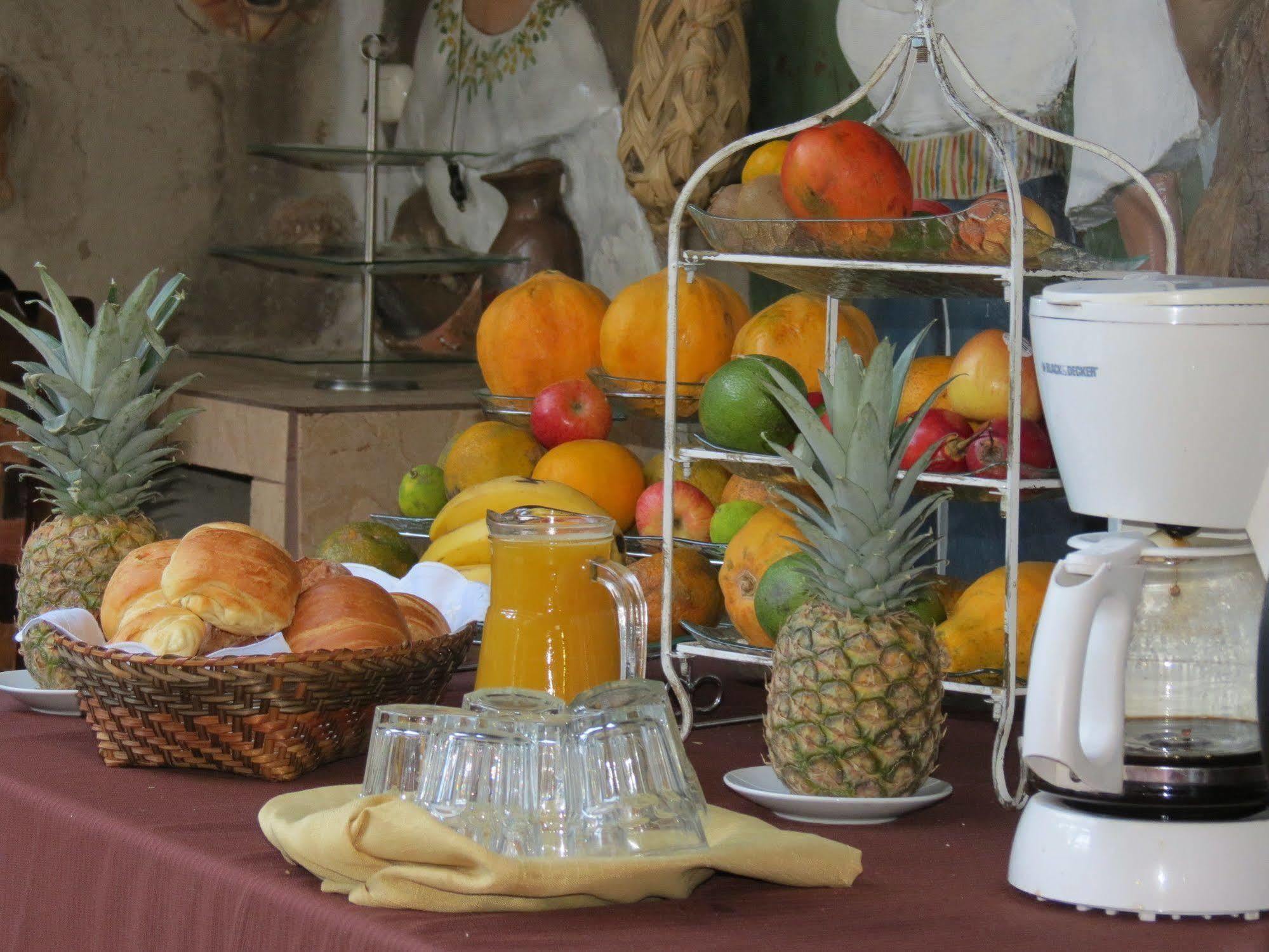 Hotel Nass Sol De Quito Dış mekan fotoğraf