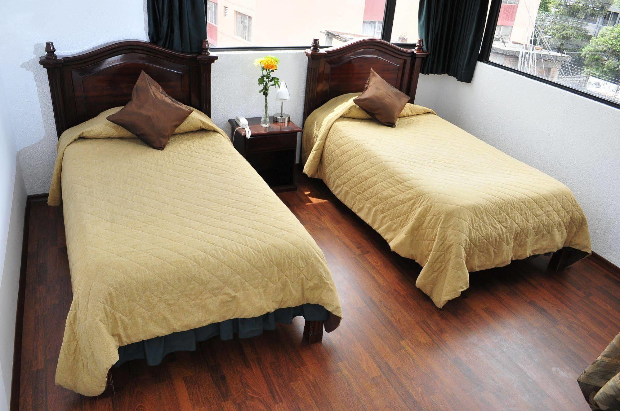 Hotel Nass Sol De Quito Dış mekan fotoğraf